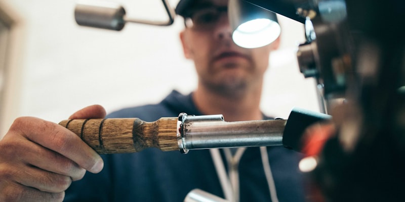 赛场窗口实时直播英超足球比赛激烈对抗画面